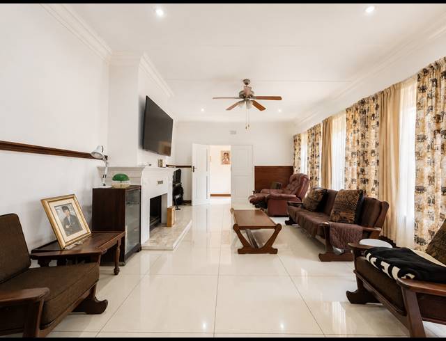 4 BEDROOM HOUSE FOR SALE IN THREE RIVERS